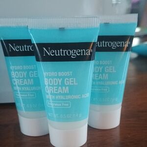 Neutrogena Hydro Boost Body Gel Cream - Blue and White